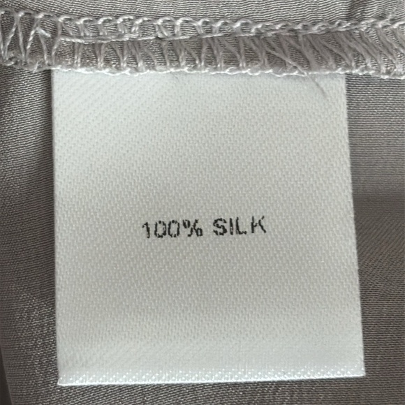 Michelle Mason Asymmetrical Drape Silk Off Shoulder Blouse Sterling- NEW -Size 4 - Picture 8 of 9